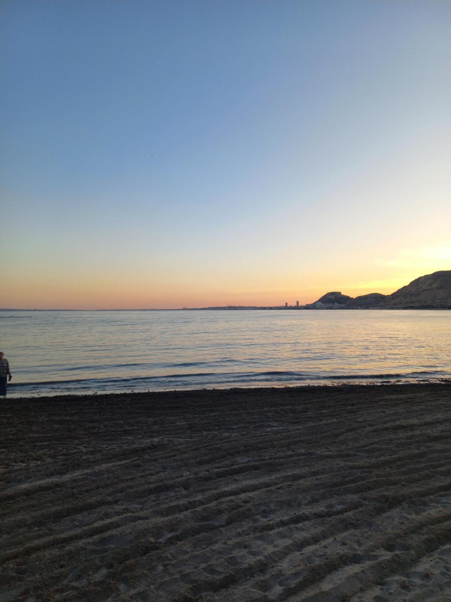 La Remera Playa Alicante Exteriér fotografie